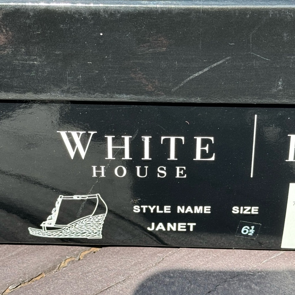 WHBM White Espadrille Sandal - Picture 2 of 6